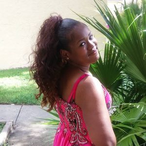 Meet your Posher, Clara